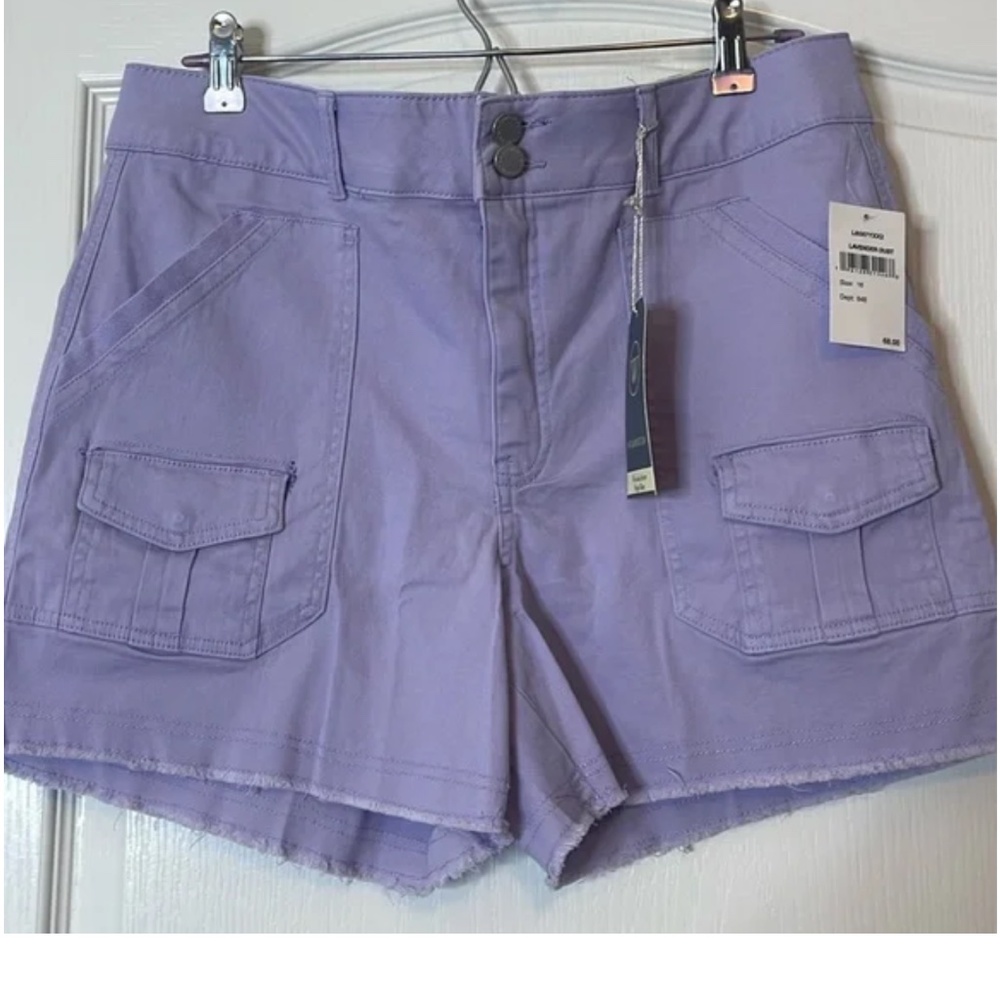 Wit & Wisdom Absolution Frayed High Rise Cargo Shorts Lavender Dust Size 16